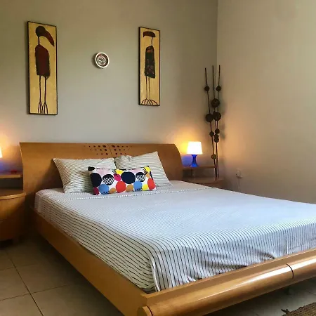 Oakdale Flat Apartment